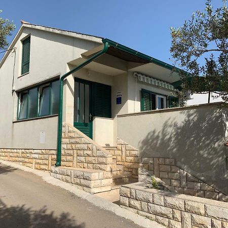 Apartment Trgici Barbat na Rabu Exterior foto